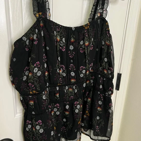 Floral mesh tank - Picture 3 of 8